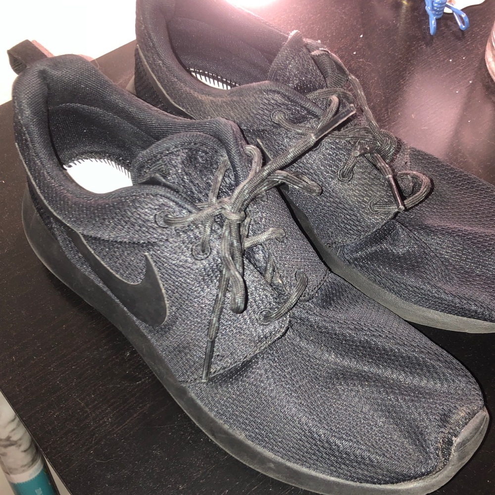 Black Nike Free Run’s